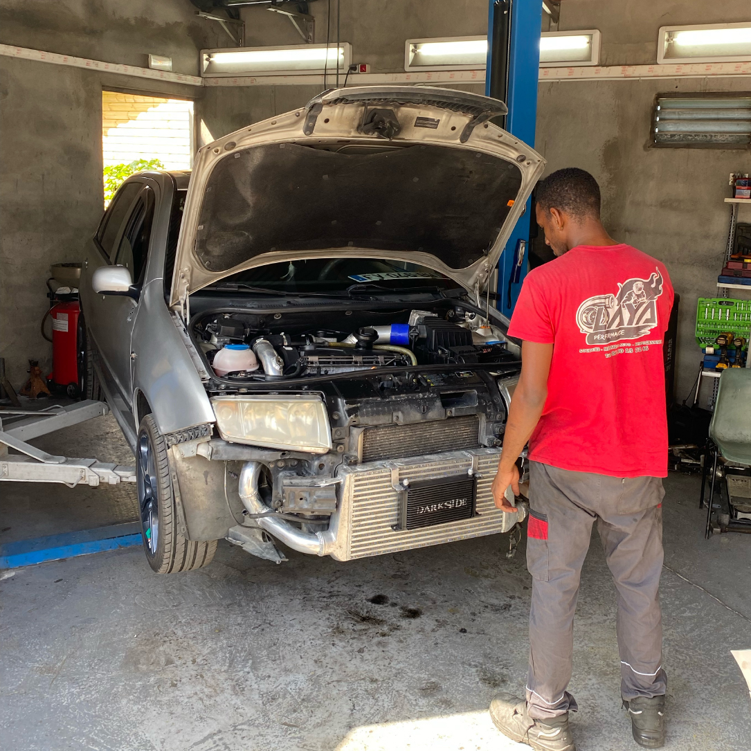 layaperformance-siteweb-garage-1